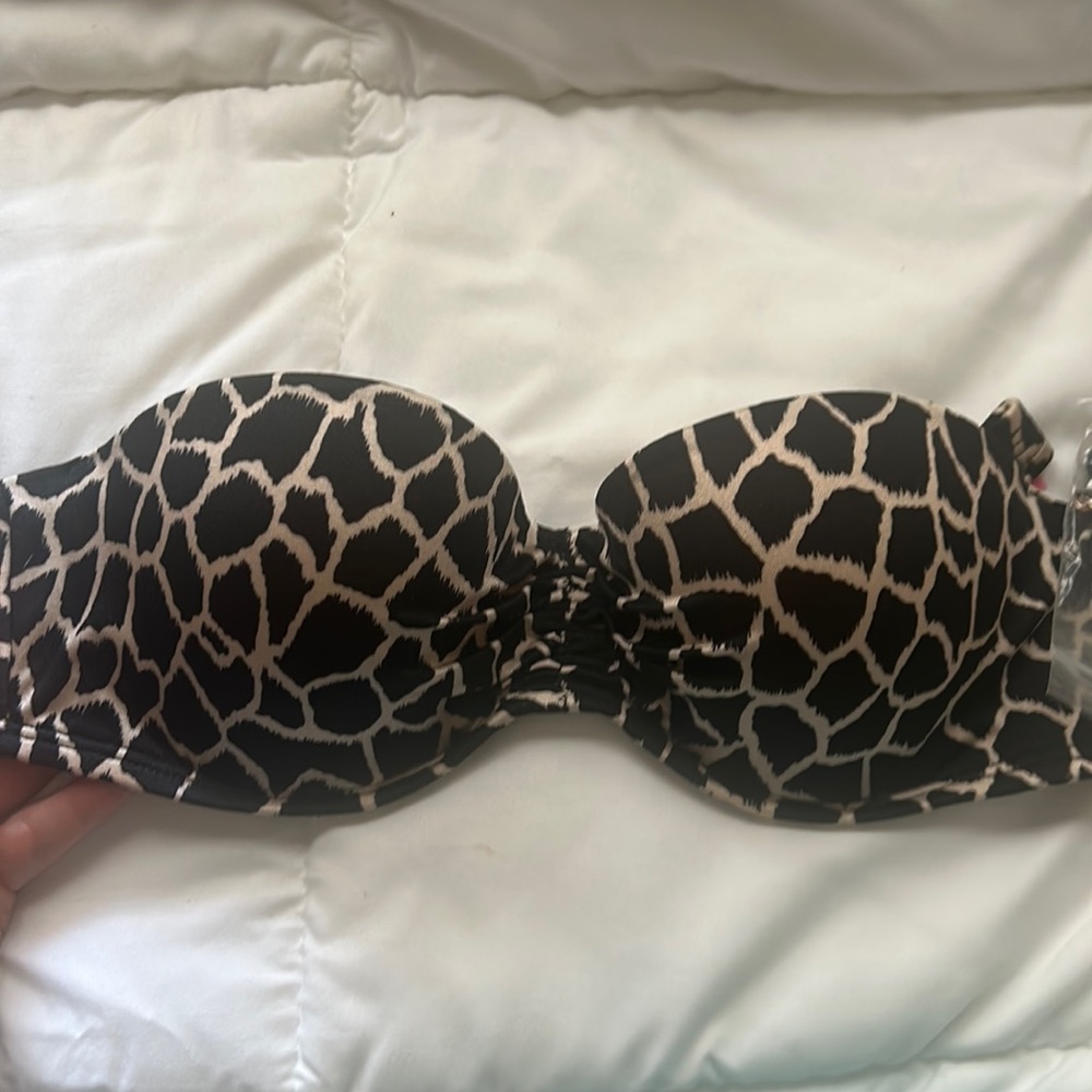 Victoria’s Secret push up bikini top NWT